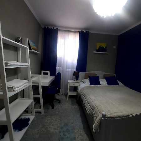 Apartament Marasesti ピテシュティ エクステリア 写真