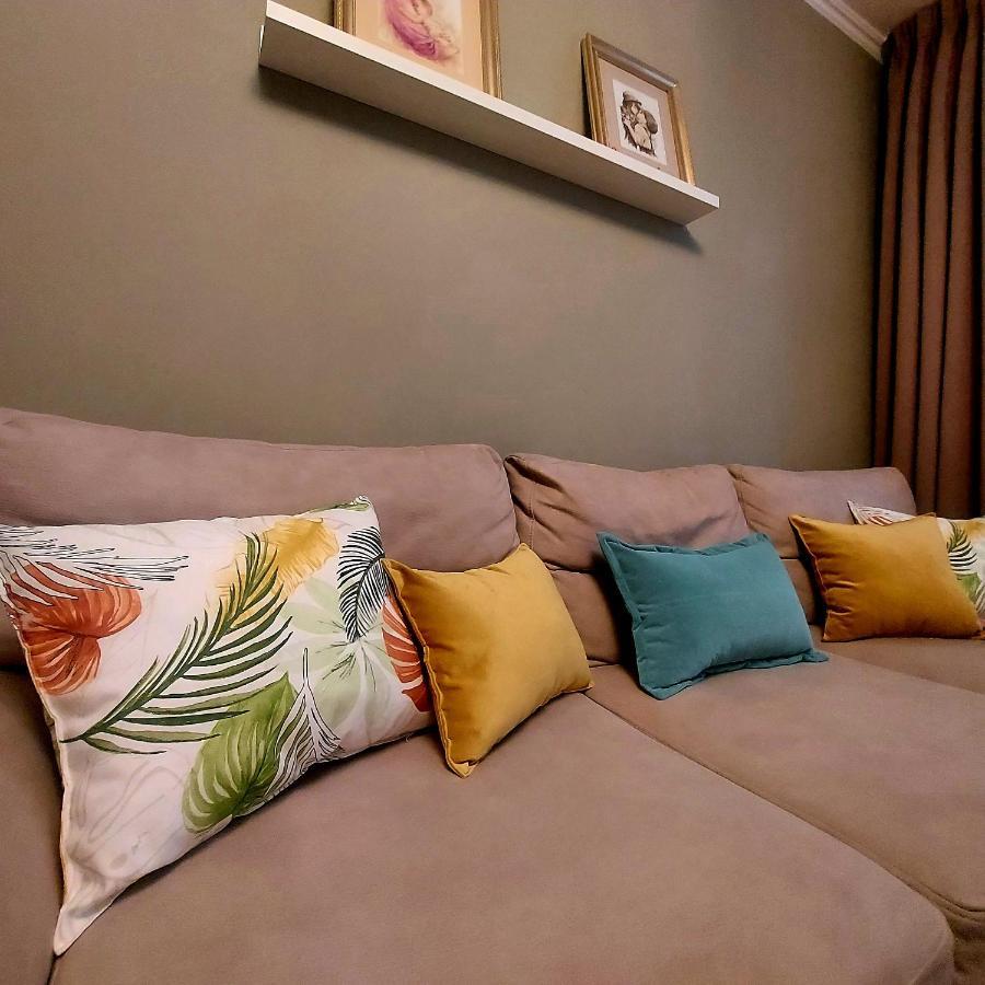 Apartament Marasesti ピテシュティ エクステリア 写真